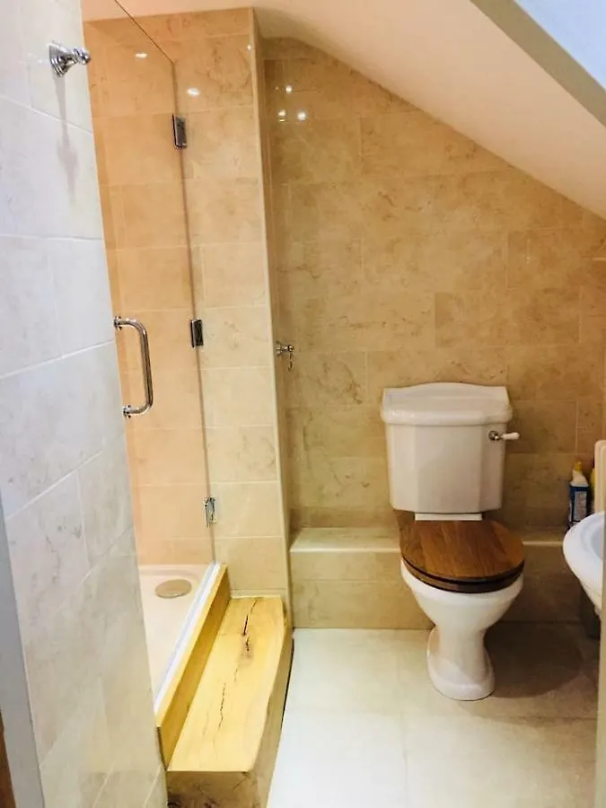 75 High Street Apartment Melbourne  United Kingdom